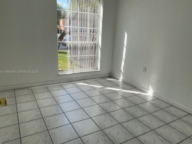 10764 N Kendall Dr I1, Miami, FL 33176