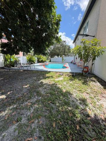 5740 SW 57th Way, Davie, FL 33314