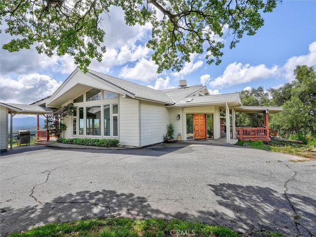 43736 Highway 49, Ahwahnee, CA 93601