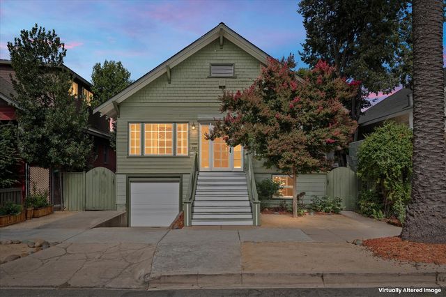 2022 28th St, Sacramento, CA 95818