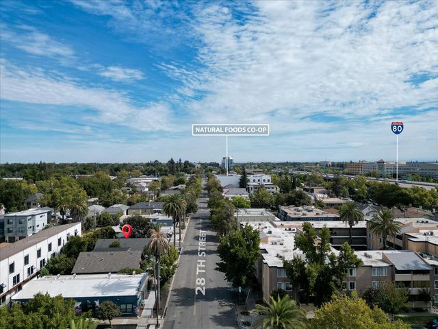 2022 28th St, Sacramento, CA 95818