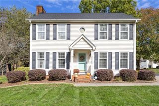 2100 Eagle Valley Court, Kernersville, NC 27284