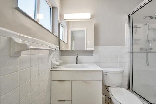 1623 NE 45th Street, Oakland Park, FL 33334