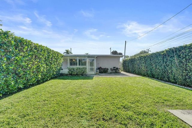 1623 NE 45th Street, Oakland Park, FL 33334