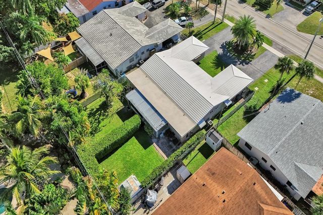 1623 NE 45th Street, Oakland Park, FL 33334