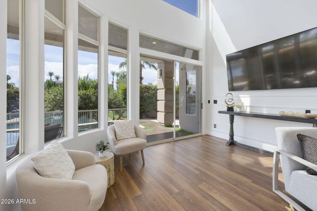 10198 E BAYVIEW Drive, Scottsdale, AZ 85258