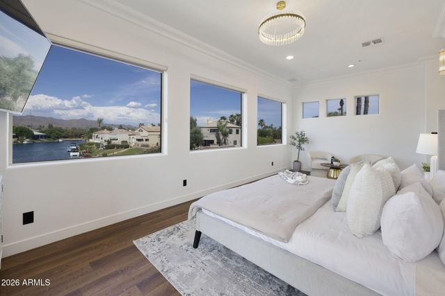 10198 E BAYVIEW Drive, Scottsdale, AZ 85258