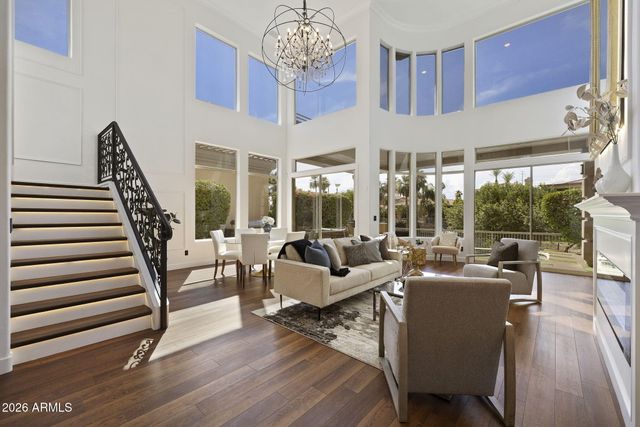 10198 E BAYVIEW Drive, Scottsdale, AZ 85258