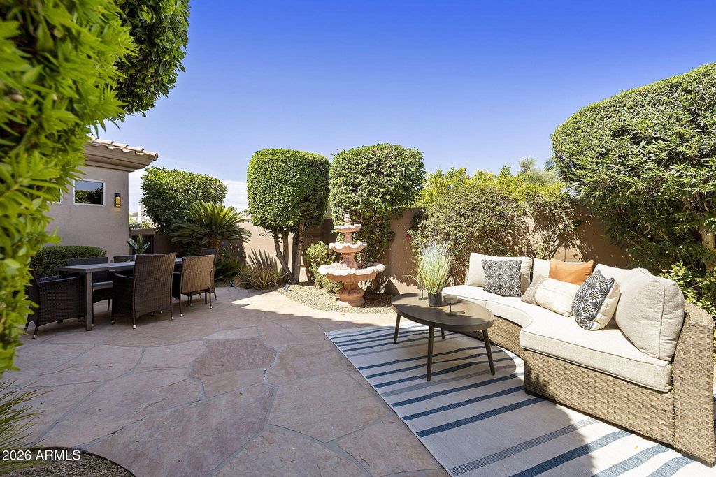 10198 E BAYVIEW Drive, Scottsdale, AZ 85258 — photo 2