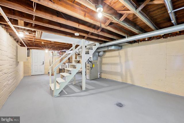 930 DOVER AVE, Wilmington, DE 19805