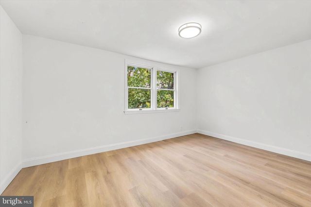 930 DOVER AVE, Wilmington, DE 19805