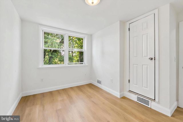 930 DOVER AVE, Wilmington, DE 19805