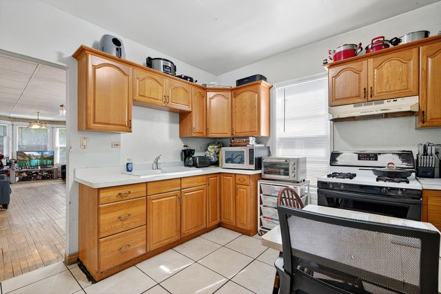 937 Marengo Avenue, Forest Park, IL 60130