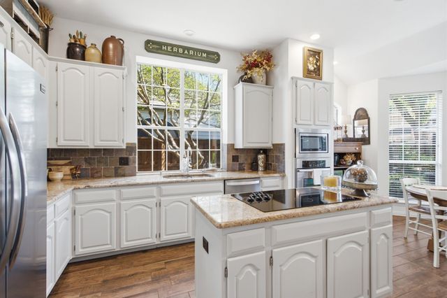 2215 Old Mcgarrah Road, Mckinney, TX 75072