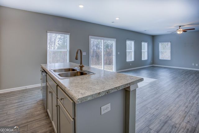 2502 Fraggle Roc, Conyers, GA 30012