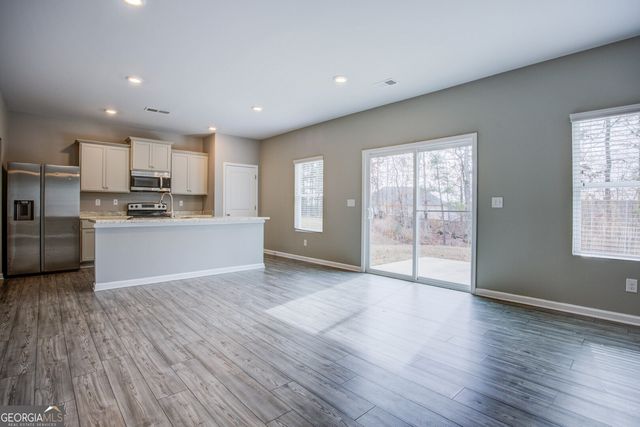 2502 Fraggle Roc, Conyers, GA 30012