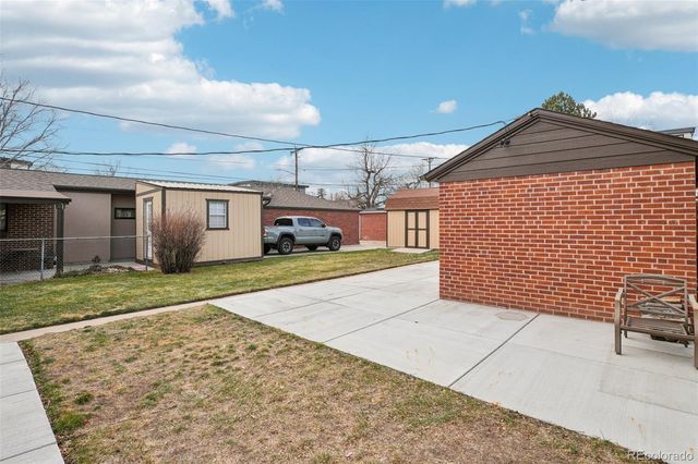 2711 Hooker Street, Denver, CO 80211