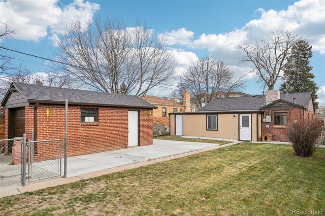 2711 Hooker Street, Denver, CO 80211