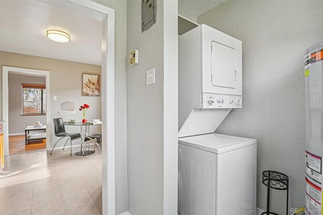 2711 Hooker Street, Denver, CO 80211