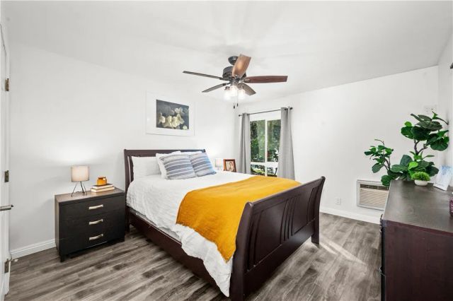 7890 Spring Street 17I, Long Beach, CA 90815