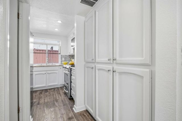 263 Sandstone Drive, Fremont, CA 94536