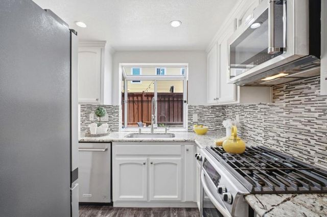 263 Sandstone Drive, Fremont, CA 94536