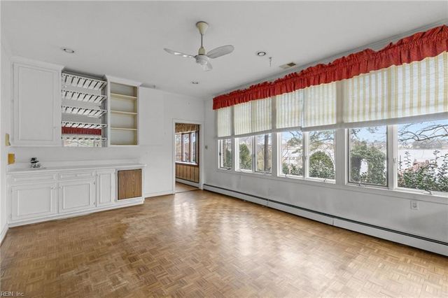 450 Robin RD, Portsmouth, VA 23701