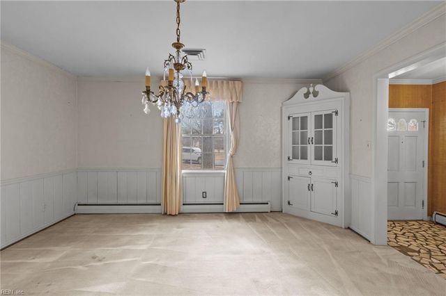 450 Robin RD, Portsmouth, VA 23701