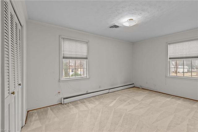 450 Robin RD, Portsmouth, VA 23701