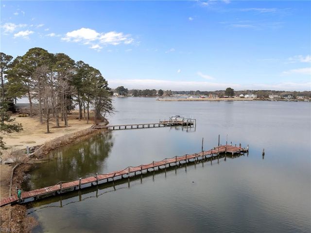 450 Robin RD, Portsmouth, VA 23701