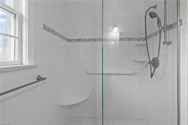 450 Robin RD, Portsmouth, VA 23701