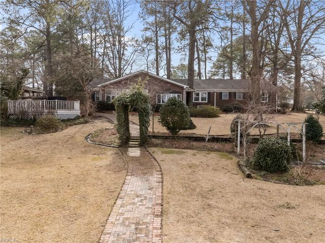 450 Robin RD, Portsmouth, VA 23701