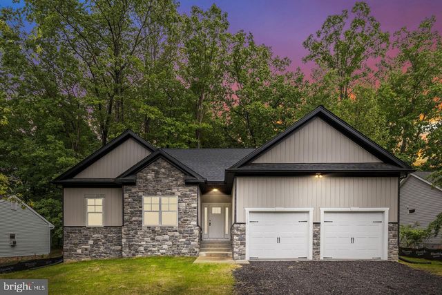 1109 LAKEVIEW PKWY, Locust Grove, VA 22508