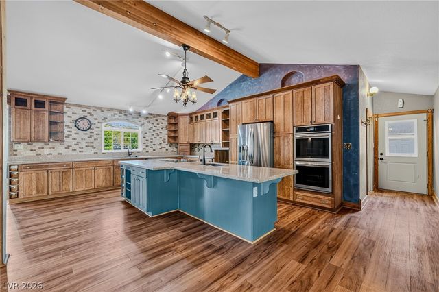 1660 West Duck Street, Pahrump, NV 89060