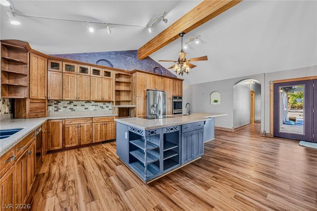 1660 West Duck Street, Pahrump, NV 89060