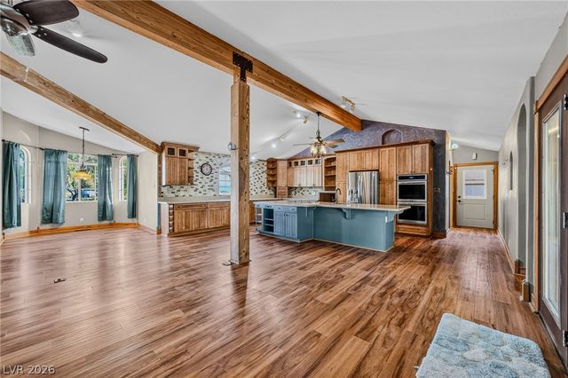 1660 West Duck Street, Pahrump, NV 89060