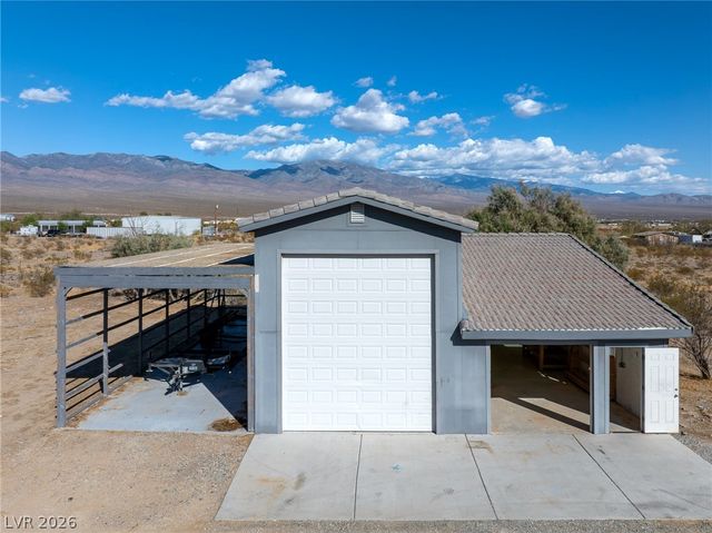 1660 West Duck Street, Pahrump, NV 89060