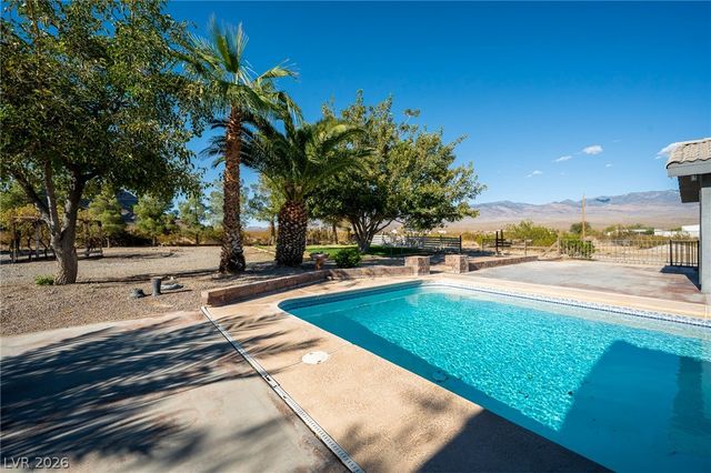 1660 West Duck Street, Pahrump, NV 89060