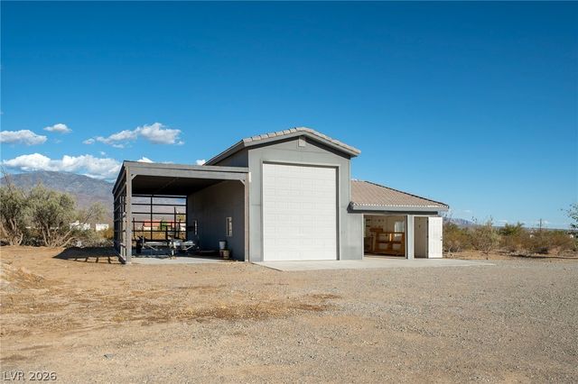 1660 West Duck Street, Pahrump, NV 89060