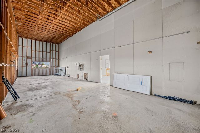 1660 West Duck Street, Pahrump, NV 89060