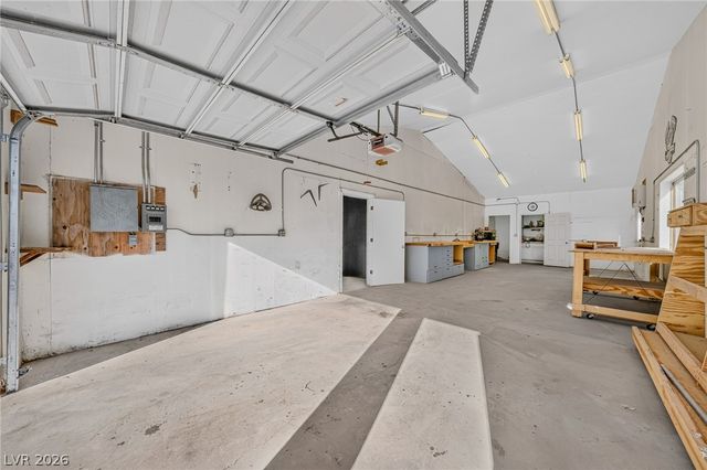 1660 West Duck Street, Pahrump, NV 89060