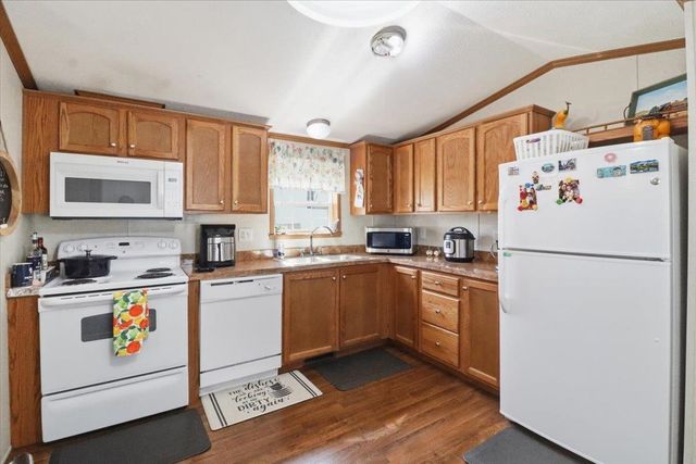 37 Penny Lane, Shelburne, VT 05482