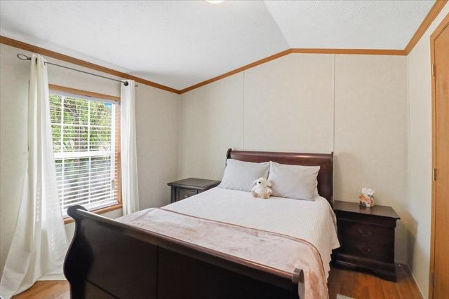 37 Penny Lane, Shelburne, VT 05482