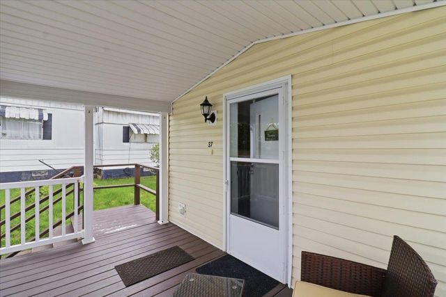 37 Penny Lane, Shelburne, VT 05482