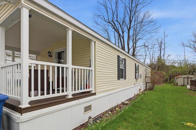 37 Penny Lane, Shelburne, VT 05482