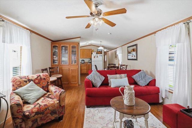 37 Penny Lane, Shelburne, VT 05482