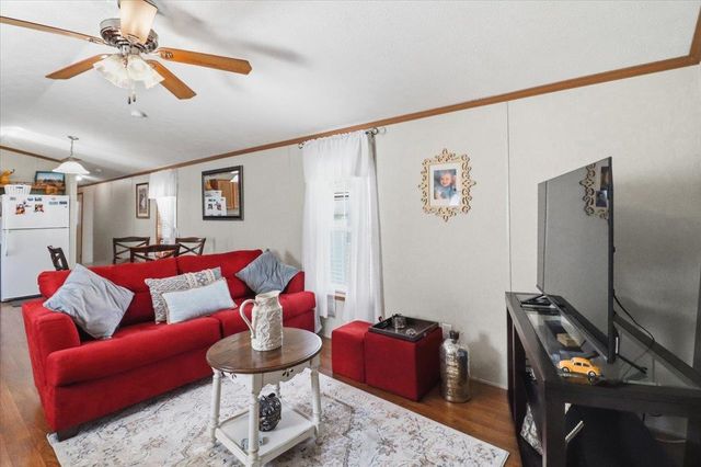 37 Penny Lane, Shelburne, VT 05482