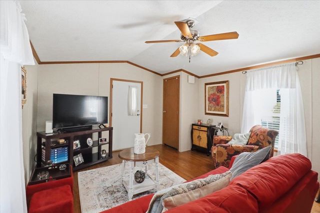 37 Penny Lane, Shelburne, VT 05482