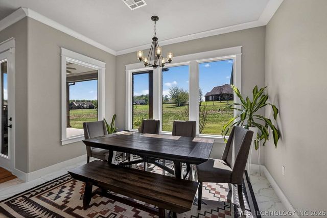 10102 Ratliff Drive, Claremore, OK 74017
