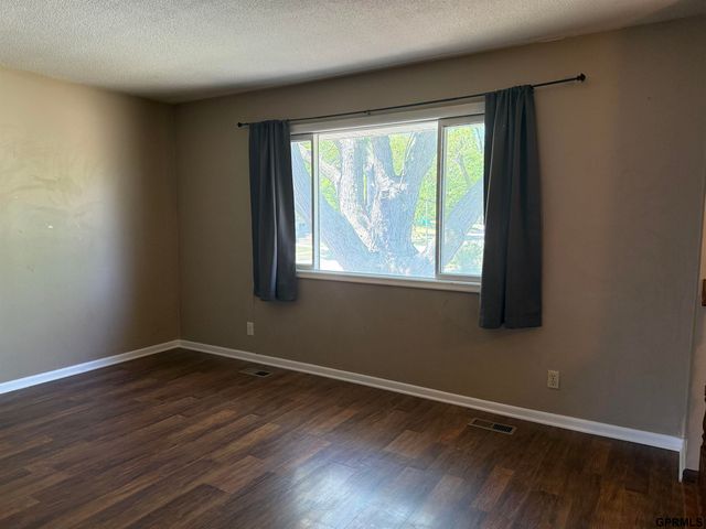 1618 SW 16th Street, Lincoln, NE 68522